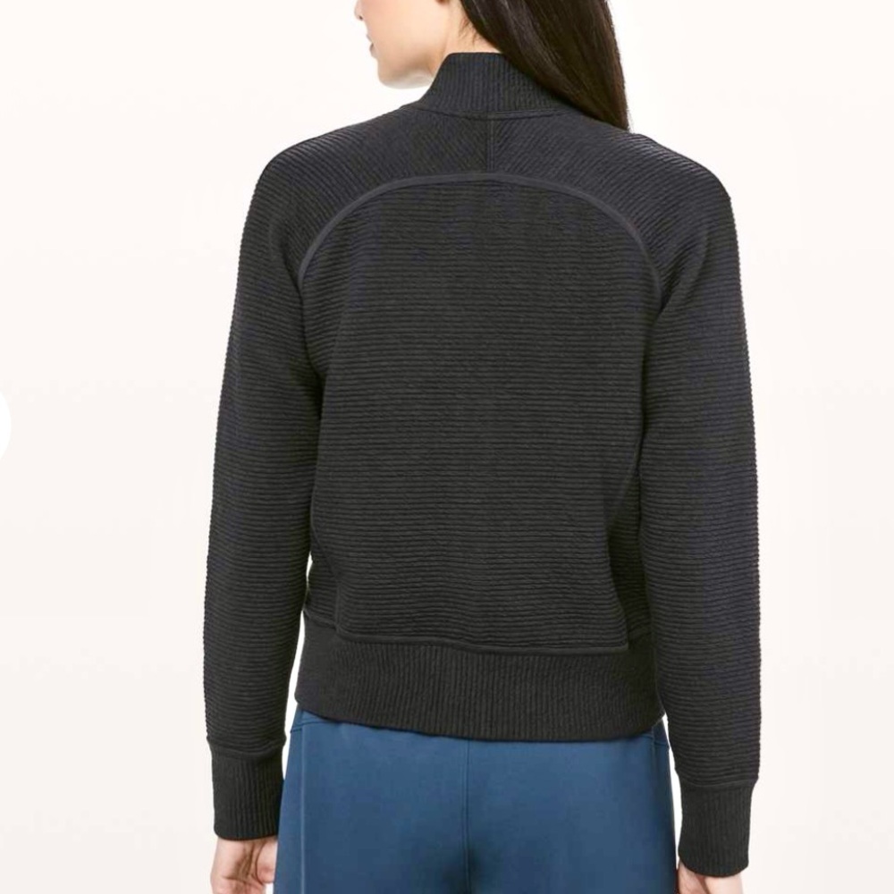 Lululemon On Repeat Bomber Textured Zip Up Jacket Color Black Size 6 - Picture 4 of 16
